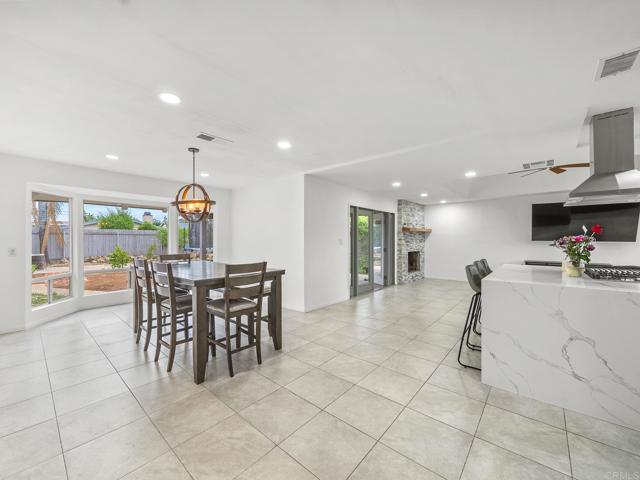 Detail Gallery Image 16 of 49 For 1562 Richandave Ave, El Cajon,  CA 92019 - 4 Beds | 2/1 Baths