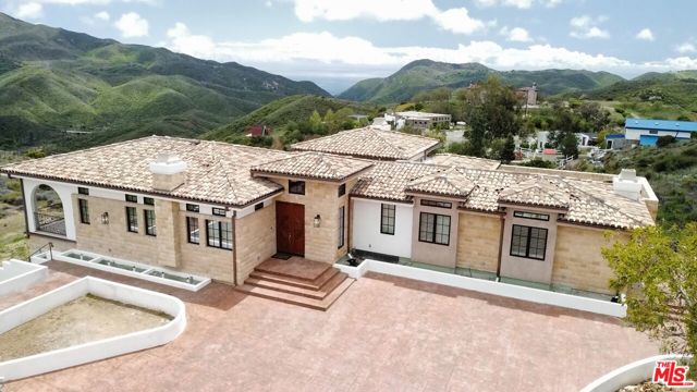 Drew Fenton | 33182 Mulholland Highway Malibu CA | MLS: 7250420