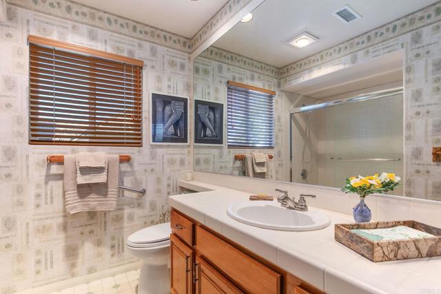 1911 La Subida Way, San Marcos CA: https://media.crmls.org/mediaz/4783b397-d641-4638-acb0-e6bb30e9f434.jpg