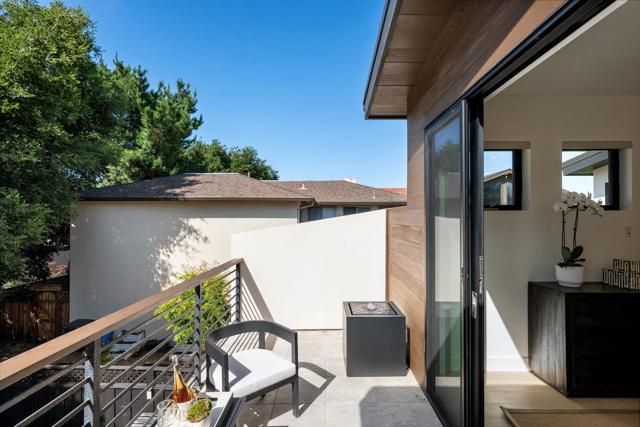 1338 Arroyo Avenue, San Carlos CA: https://media.crmls.org/mediaz/4783ba23-9dab-49d1-be4f-93507598027a.jpg