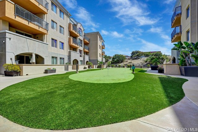 3877 Pell PL, San Diego CA: https://media.crmls.org/mediaz/47857cd7-f9c8-4e48-b063-3a2f3b02285a.jpg