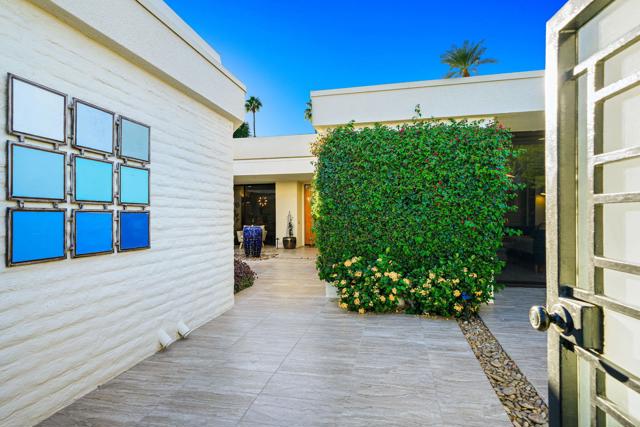 75629 Valle Vista, Indian Wells CA: https://media.crmls.org/mediaz/4785da85-e74d-43ea-bcab-eca1e59067fd.jpg