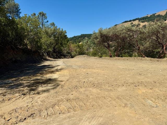 0 east dunne Avenue, Morgan Hill CA: https://media.crmls.org/mediaz/4789c4ec-6c4a-457d-acf5-08f37d92a2a2.jpg