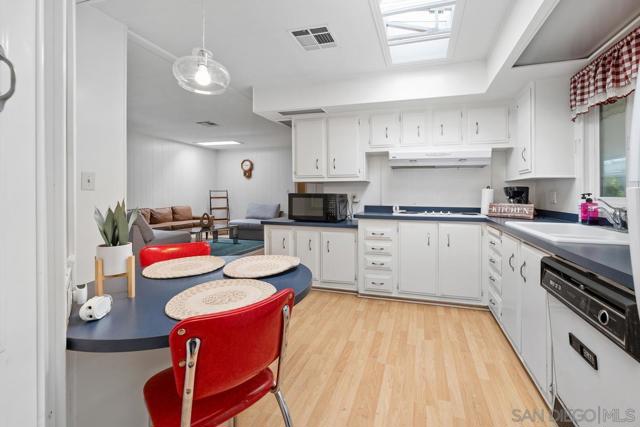 650 S Rancho Santa Fe Rd, San Marcos CA: https://media.crmls.org/mediaz/4789ca9a-7fdd-45b5-b80b-c4cca8706c47.jpg