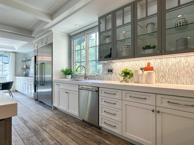 160 Prospect Avenue, Los Gatos CA: https://media.crmls.org/mediaz/478a4b98-7703-467e-9cec-7038a26d65b9.jpg