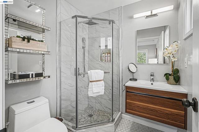 4275 QUAIL RUN PL, Danville CA: https://media.crmls.org/mediaz/478c5a6f-f7cd-4053-aebf-b60707ad51e9.jpg