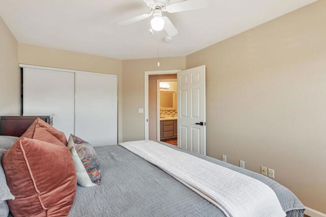 2711 Valley View Road, Hollister CA: https://media.crmls.org/mediaz/478cfaf2-f833-45be-8fcc-20f3c5fbdc0e.jpg