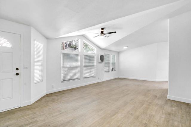 65977 Cahuilla Avenue, Desert Hot Springs CA: https://media.crmls.org/mediaz/478d6316-f4fa-4ab1-b866-5e8f08993654.jpg