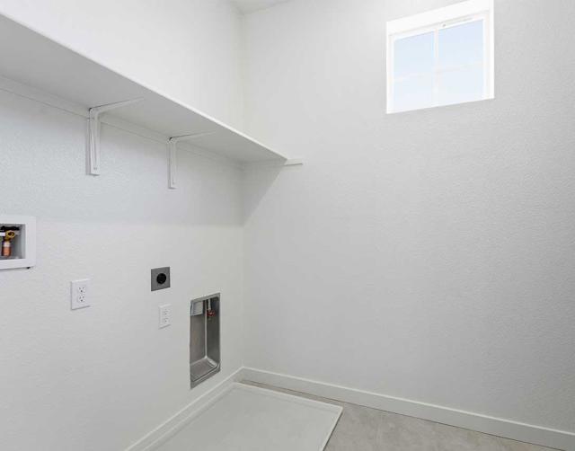 104 Dogwood Street, Hollister CA: https://media.crmls.org/mediaz/478da0d6-5cb1-46a8-8f52-9351ab91e6dd.jpg