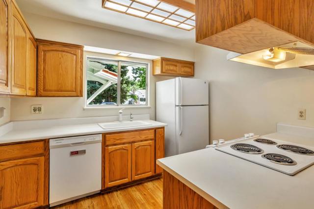 4083 Acapulco Drive, Campbell CA: https://media.crmls.org/mediaz/478e16e4-cb07-4d7b-87ee-c204ffcc5723.jpg
