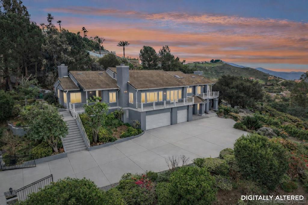 1240 Vista Sierra Drive