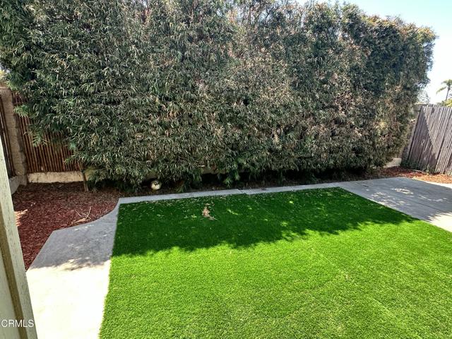 1124 Norwood Court, Ventura CA: https://media.crmls.org/mediaz/478f82f7-d59b-4109-861b-60616aae9570.jpg