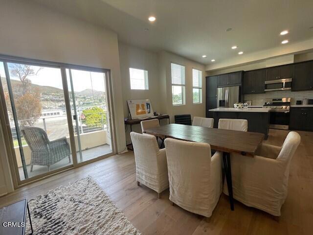 Detail Gallery Image 20 of 27 For 2218 E Main St #303,  Ventura,  CA 93001 - 2 Beds | 2/1 Baths