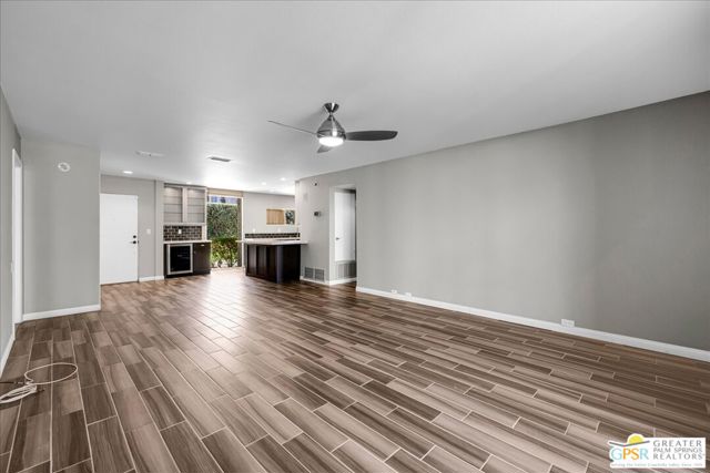 261 E La Verne Way #B, Palm Springs, CA 92264