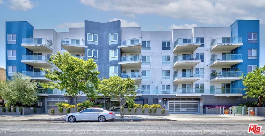 105 S Mariposa Avenue #207