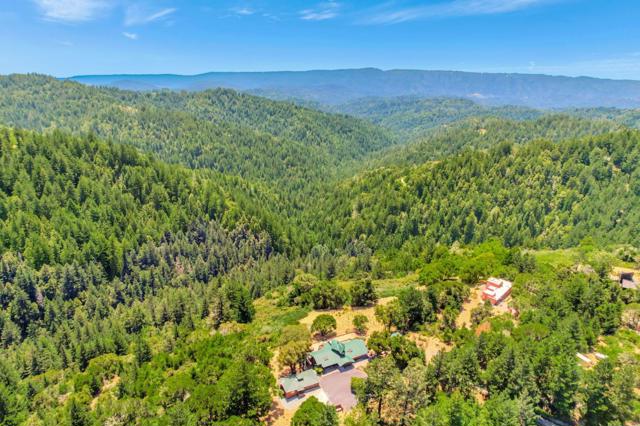 950 Oak Ridge Road, Los Gatos CA: https://media.crmls.org/mediaz/4792577e-4b5d-4d9b-8f34-80728bcd11a3.jpg