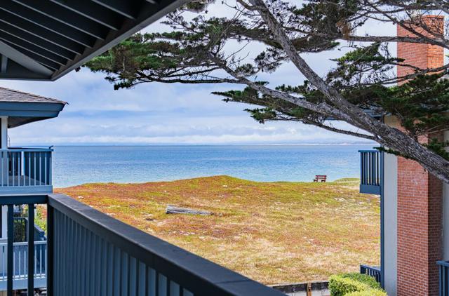 39 La Playa Street, Monterey CA: https://media.crmls.org/mediaz/47934eb8-0ac2-4257-8e13-59c610cb1c6d.jpg