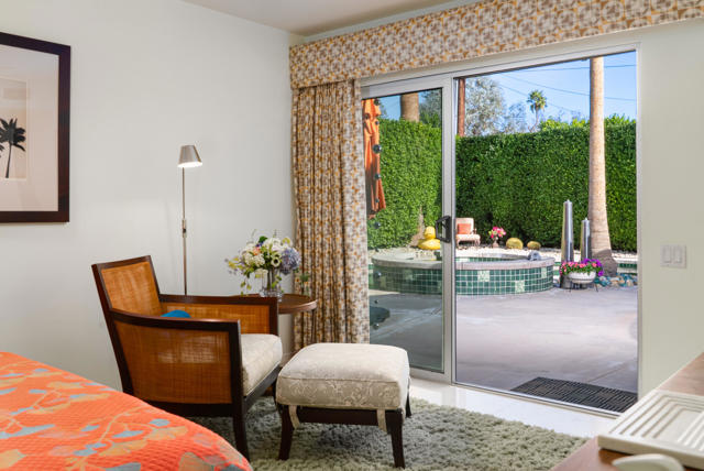 444 N Burton Way, Palm Springs CA: https://media.crmls.org/mediaz/4793808b-f067-4cf4-9d8a-e8d864f09ed5.jpg