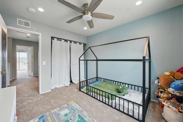 1595 Bay Meadows Dr, Alpine CA: https://media.crmls.org/mediaz/47942c0a-22e8-4f70-a5a6-e922a68f3cb1.jpg