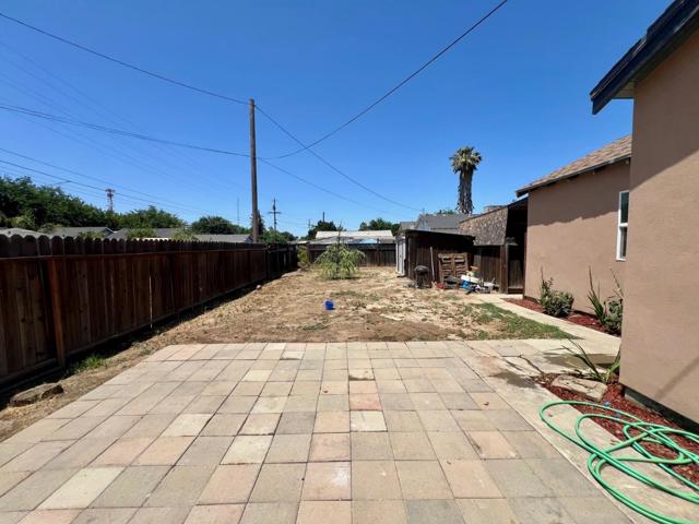 473 East Avenue, Gustine CA: https://media.crmls.org/mediaz/47948309-7f3c-4357-b209-17893e63cf0b.jpg