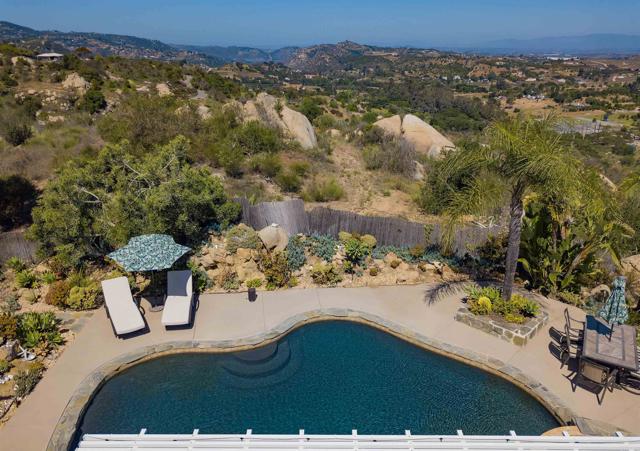 Home for Sale in Valley Center