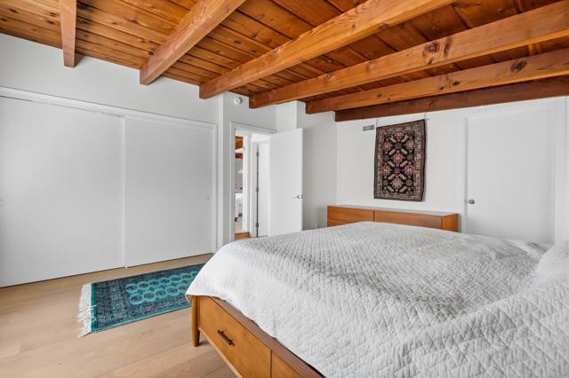 Detail Gallery Image 25 of 44 For 7209 Draper, La Jolla,  CA 92037 - 3 Beds | 3 Baths