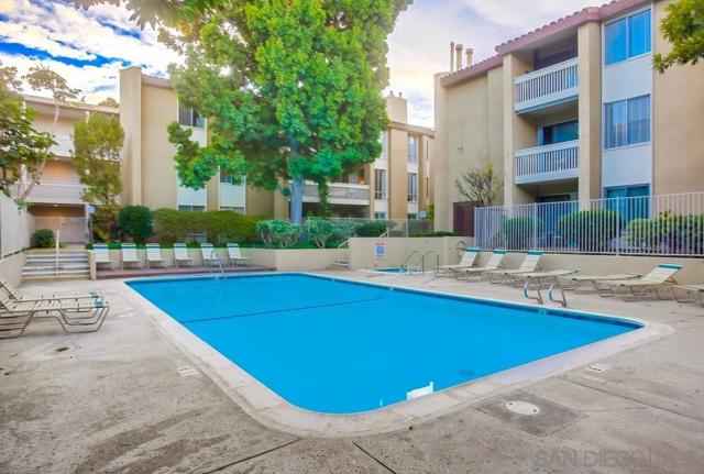 4600 Lamont Street, San Diego, California 92109, 2 Bedrooms Bedrooms, ,2 BathroomsBathrooms,Condominium,For Sale,Lamont Street,250018543SD