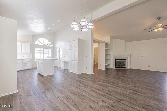 Detail Gallery Image 15 of 50 For 20046 Canyon View Dr, Santa Clarita,  CA 91351 - 3 Beds | 2 Baths