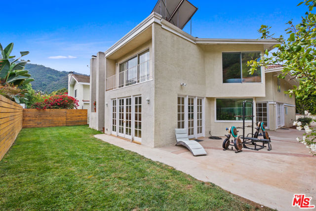 Drew Fenton | 17175 Avenida De Santa Ynez Pacific Palisades CA | MLS: 6812326