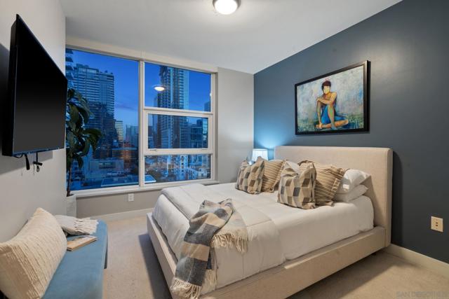 1325 Pacific Hwy, San Diego CA: https://media.crmls.org/mediaz/4795ab4e-7aba-4aac-90f7-c480a084960b.jpg