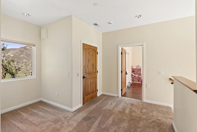 6433 Dehesa Road, El Cajon CA: https://media.crmls.org/mediaz/4795f60b-df57-4cfa-a05f-10e876e6ca84.jpg