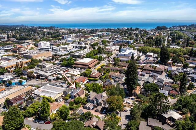 232 Union Street, Santa Cruz CA: https://media.crmls.org/mediaz/479642ff-a185-4e5f-9f16-461258454e94.jpg