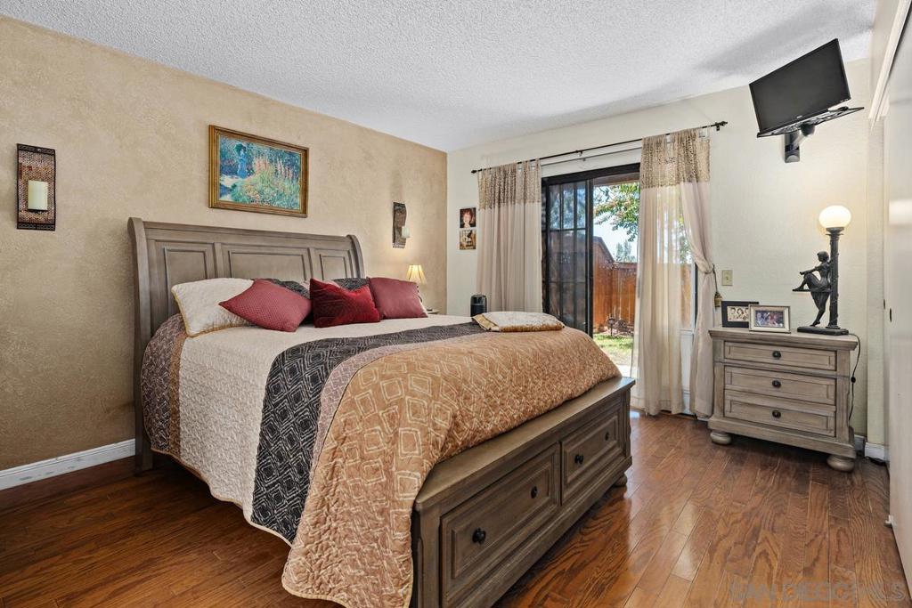 MLS #250034854SD img 21