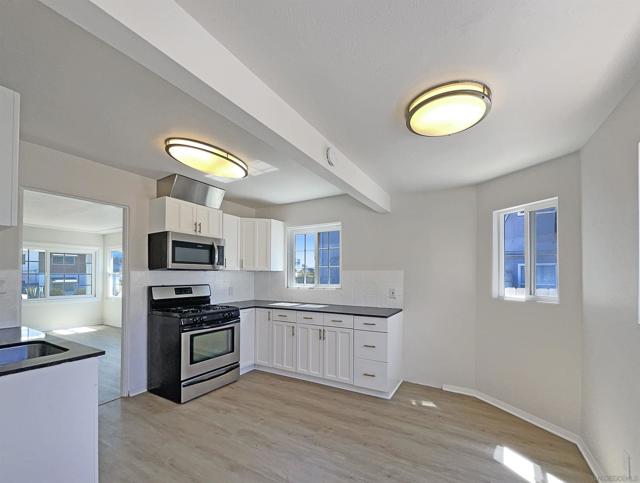 4462 52Nd St, San Diego CA: https://media.crmls.org/mediaz/4797384d-bf61-452b-8af3-cf4c365f297a.jpg