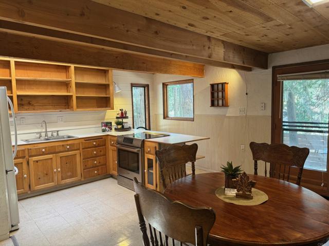 Detail Gallery Image 8 of 64 For 22156 Crestline Rd, Palomar Mountain,  CA 92060 - 1 Beds | 1 Baths