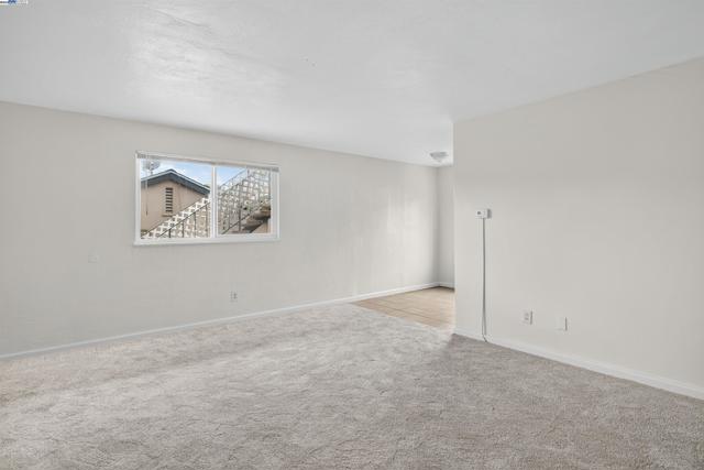 273 MacArthur Blvd, Oakland CA: https://media.crmls.org/mediaz/4797e498-018c-4fcb-801b-5e941a9a9eac.jpg
