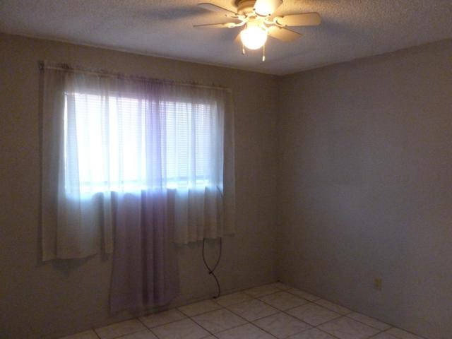 460 SE Jeremy Court, Oakdale CA: https://media.crmls.org/mediaz/47980318-4ecf-4130-8029-9b55216a420c.jpg