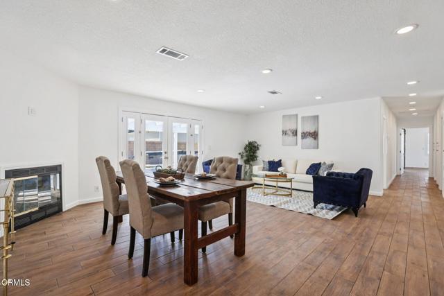 Detail Gallery Image 5 of 47 For 9242 E Avenue T 2, Littlerock,  CA 93543 - 4 Beds | 3 Baths