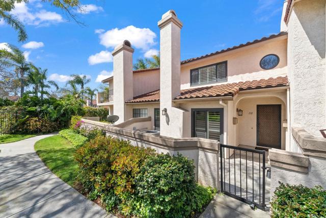 7636 Palmilla Drive, San Diego CA: https://media.crmls.org/mediaz/47988d98-0f40-4727-b591-72c419783052.jpg