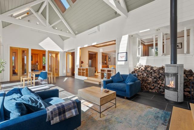 15220 Upper Ellen Road, Los Gatos CA: https://media.crmls.org/mediaz/47990b88-f0c9-42e0-aa1e-fdc64144244e.jpg