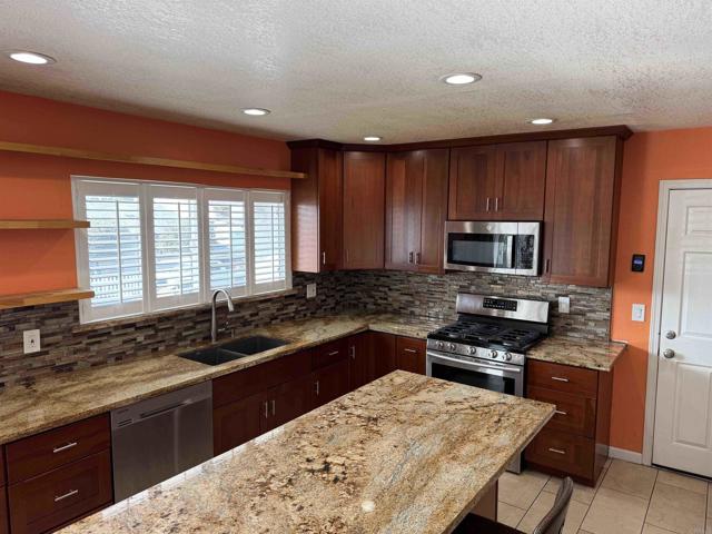 4606 Ocean View Boulevard, San Diego CA: https://media.crmls.org/mediaz/479adffc-ec6d-45ba-a800-0f9da317c672.jpg