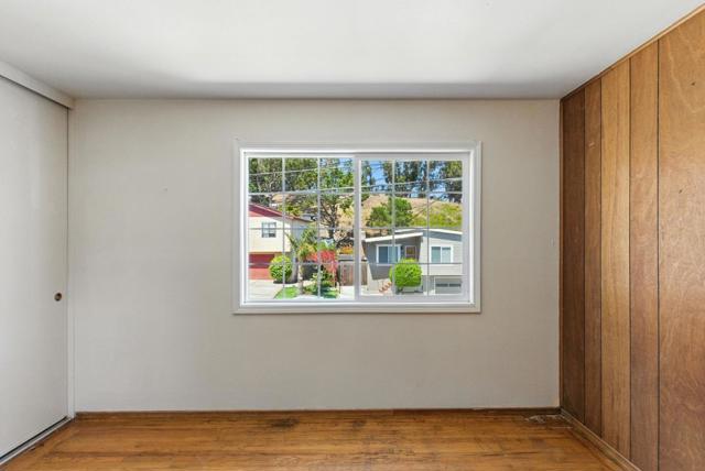 541 Diamond Avenue, South San Francisco CA: https://media.crmls.org/mediaz/479ba909-3ceb-4d44-8470-fe660689fa5f.jpg