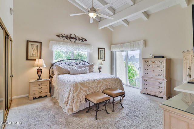1822 Calle Borrego, Thousand Oaks CA: https://media.crmls.org/mediaz/479bdf2c-21e1-4e4d-a493-7ce783968043.jpg