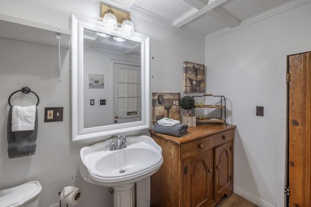 027_Bathroom