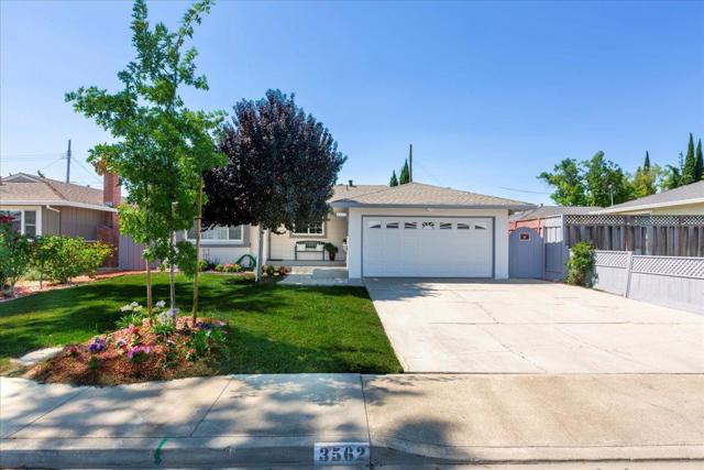 3562 Earl Drive, Santa Clara CA: https://media.crmls.org/mediaz/479fc50f-69b1-48fd-8747-7ccce4e5cf0d.jpg