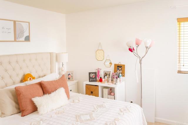 Detail Gallery Image 12 of 17 For 540 65th, San Diego,  CA 92114 - – Beds | – Baths