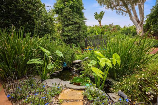 2702 Jacaranda Avenue, Carlsbad CA: https://media.crmls.org/mediaz/47a35d2e-63a4-448e-9214-3d78181d8fe1.jpg