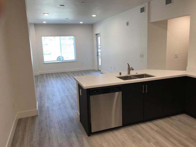 1853 Almaden Road, San Jose CA: https://media.crmls.org/mediaz/47a39679-1416-4f66-853a-85b768171755.jpg