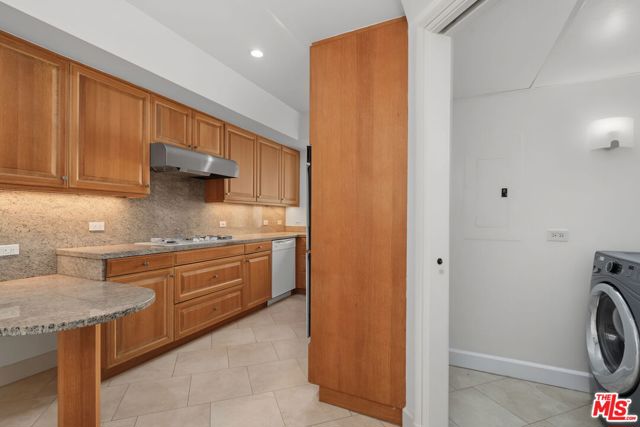 701 Ocean Avenue, PHD photo 39