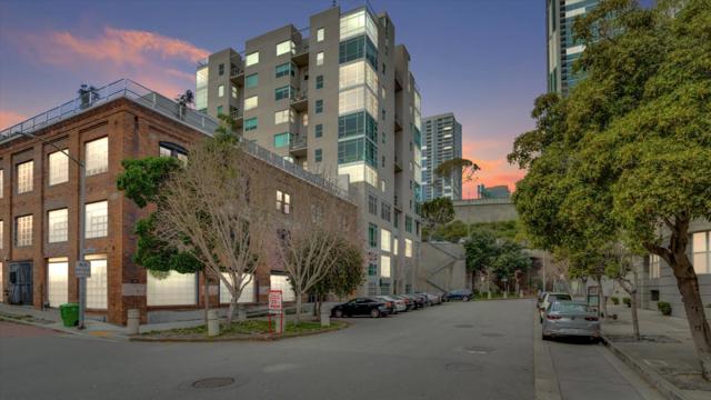 301 Bryant Street, San Francisco CA: https://media.crmls.org/mediaz/47a3e520-1820-4af4-a654-6e0a2a4833ba.jpg